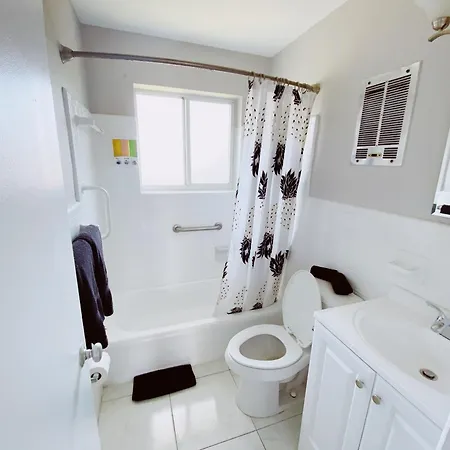 The Jasmine Apartments By Lowkl Fort Lauderdale Room photo