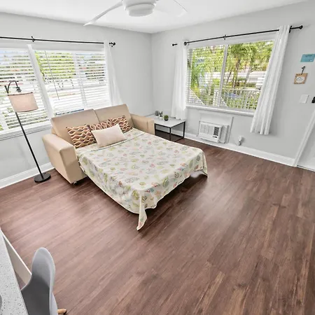 The Jasmine Apartments By Lowkl Fort Lauderdale Room photo