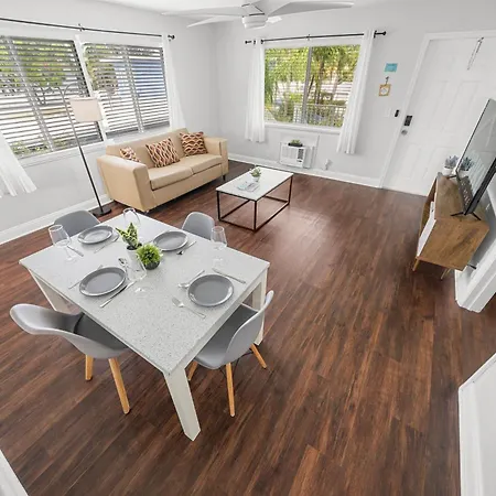 The Jasmine Apartments By Lowkl Fort Lauderdale Room photo